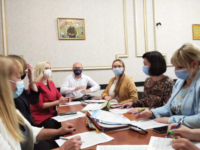 ОБДАРОВАНІ ДІТИ І КРАЩІ ПЕДАГОГИ ОТРИМАЮТЬ СТИПЕНДІЇ ТА ПРЕМІЇ