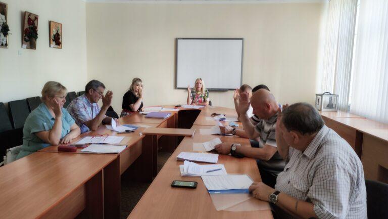 КОНКУРСНА КОМІСІЯ РОЗГЛЯНУЛА ЗАЯВИ ПРЕТЕНДЕНТІВ НА ЗАМІЩЕННЯ ПОСАД ДИРЕКТОРІВ ЗАКЛАДІВ ЗАГАЛЬНОЇ СЕРЕДНЬОЇ ОСВІТИ