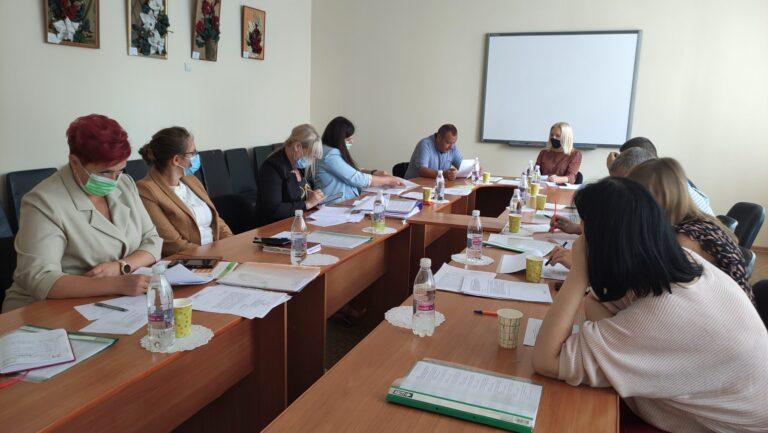 КОНКУРСНА КОМІСІЯ ВИЗНАЧИЛАСЬ ІЗ ПРЕТЕНДЕНТАМИ НА ПОСАДУ КЕРІВНИКА ЗАКЛАДУ ЗАГАЛЬНОЇ СЕРЕДНЬОЇ ОСВІТИ «ПОЧАТКОВА ШКОЛА № 1 ХМЕЛЬНИЦЬКОЇ МІСЬКОЇ РАДИ»