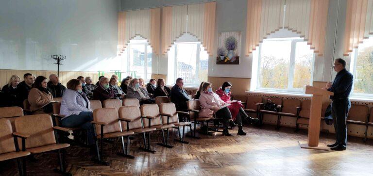 КЕРІВНИКИ ЗАКЛАДІВ ОСВІТИ ПРОАНАЛІЗУВАЛИ РЕЗУЛЬТАТИ ЦЬОГОРІЧНОГО ЗНО
