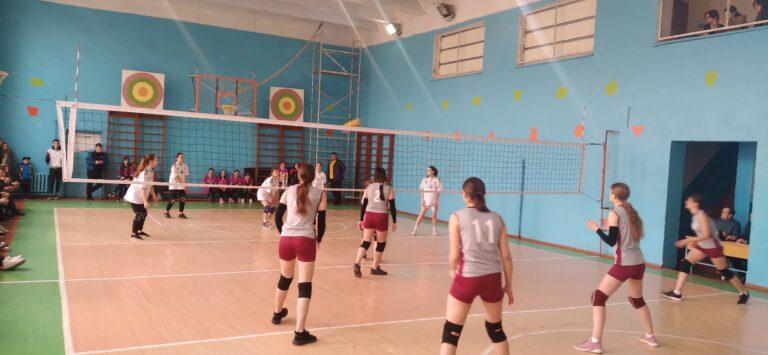 10 КВІТНЯ СТАРТУВАВ ЧЕМПІОНАТ З ВОЛЕЙБОЛУ СЕРЕД ДІВЧАТ