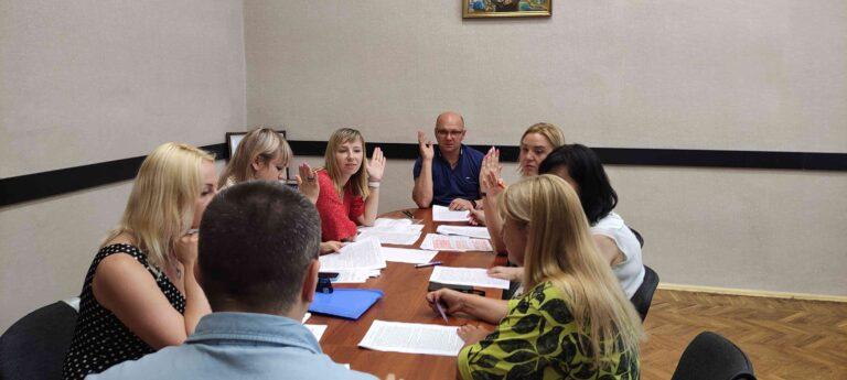 КОМІСІЯ ПРОПОНУЄ КАНДИДАТІВ ДЛЯ ПРИЗНАЧЕННЯ ПЕРСОНАЛЬНИХ СТИПЕНДІЙ МІСЬКОЇ РАДИ У СФЕРІ ОСВІТИ