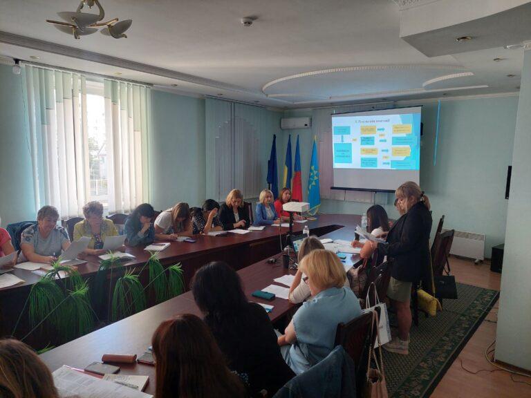 ПЕДАГОГИ ВИВЧАЮТЬ НОВЕ ПОЛОЖЕННЯ ПРО АТЕСТАЦІЮ