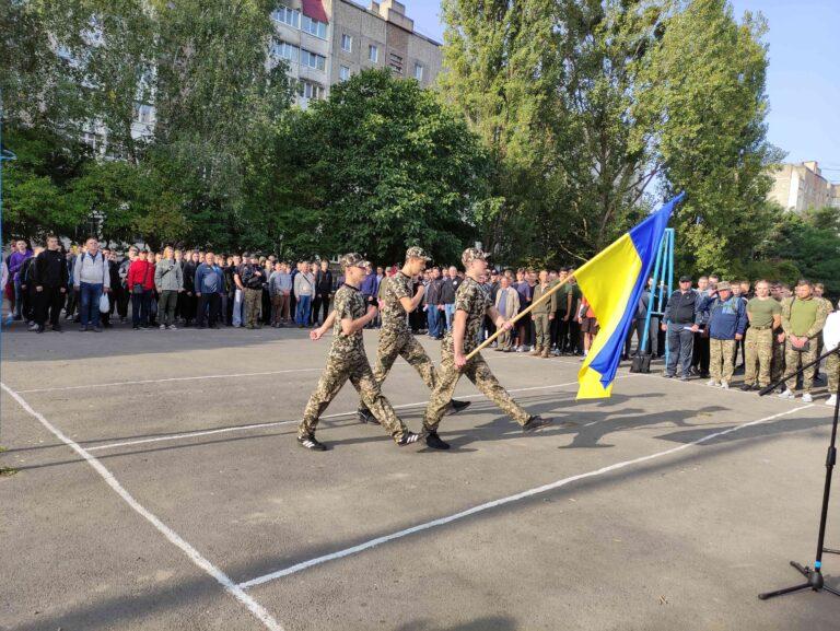 ЗМАГАЮТЬСЯ ЮНІ КОЗАКИ ПОДІЛЛЯ