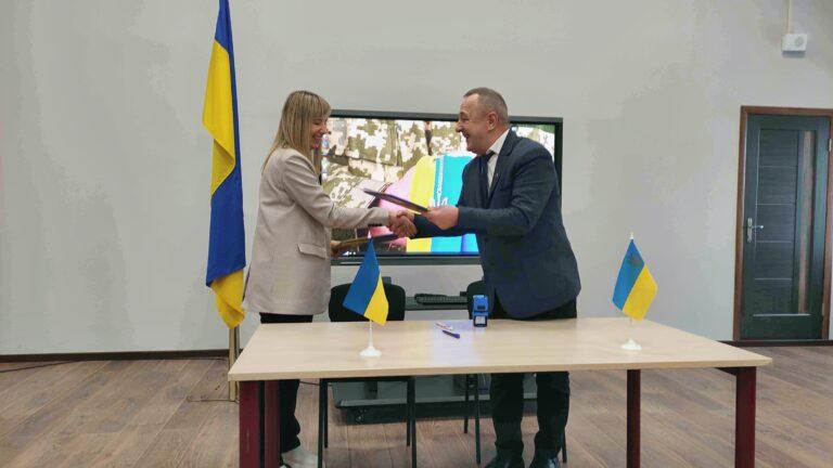 НОВИЙ РІВЕНЬ СПІВПРАЦІ МІЖ ОСВІТЯНАМИ ХМЕЛЬНИЦЬКОГО