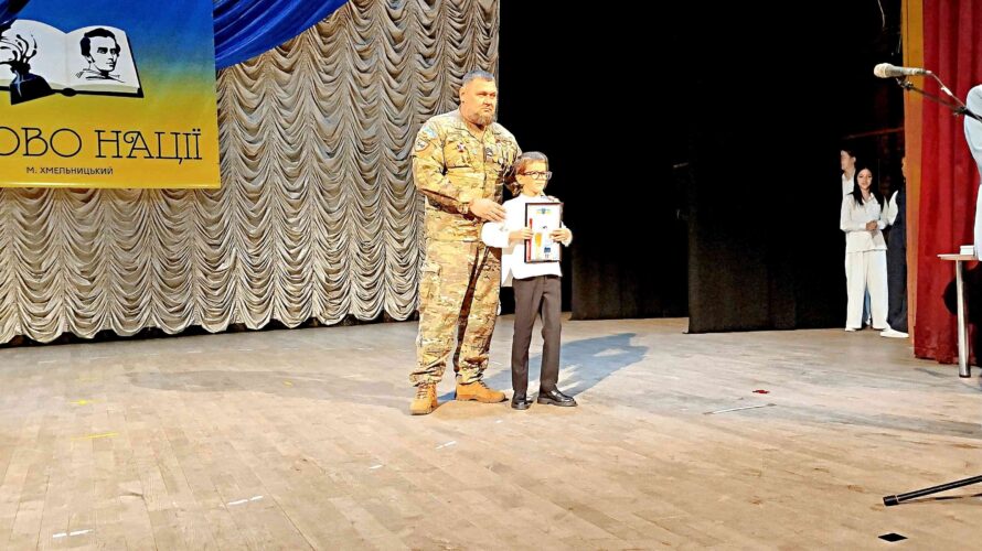 НЕЗЛАМНІ ДУХОМ, СИЛЬНІ СЛОВОМ. ВІНШУВАЛИ ПЕРЕМОЖЦІВ «СЛОВА НАЦІЇ»