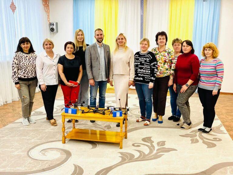 КРОК ЗА КРОКОМ ДО ПЕРЕМОГИ. ЯК ДИТЯЧІ САДОЧКИ ХМЕЛЬНИЦЬКОГО ДОПОМАГАЮТЬ ЗСУ