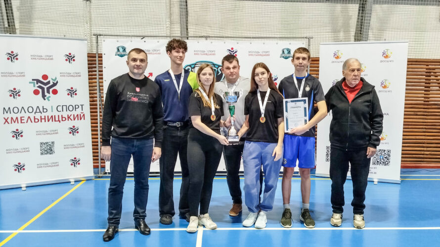 У ХМЕЛЬНИЦЬКОМУ ВИЗНАЧЕНО ПЕРЕМОЖЦІВ ШКІЛЬНОЇ ЛІГИ З НАСТІЛЬНОГО ТЕНІСУ