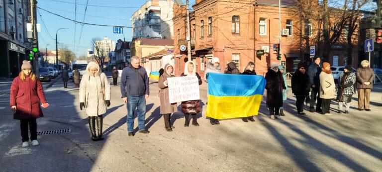 ТВОЯ ХВИЛИНА – ЇХНЯ ВІЧНІСТЬ