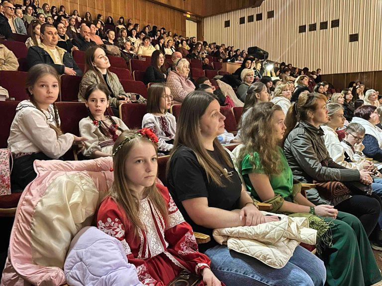 У ХМЕЛЬНИЦЬКОМУ РОПОЧАВСЯ МІСЬКИЙ ЕТАП ФЕСТИВАЛЮ-КОНКУРСУ «СЛОВО НАЦІЇ»